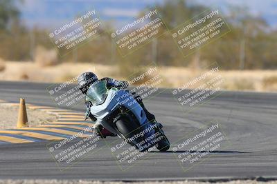 media/Jan-10-2025-CVMA Friday Practice (Fri) [[489e0da257]]/Group 4 and Trackday/Session 5 (Turn 7)/